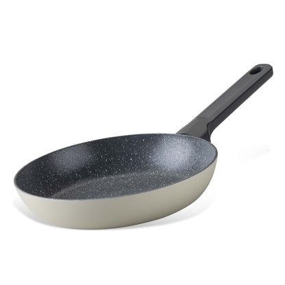 Padella Balance Ø 20 cm - Alluminio riciclato, rivestimento antiaderente in ceramica, senza PFAS - Adatta all'induzione