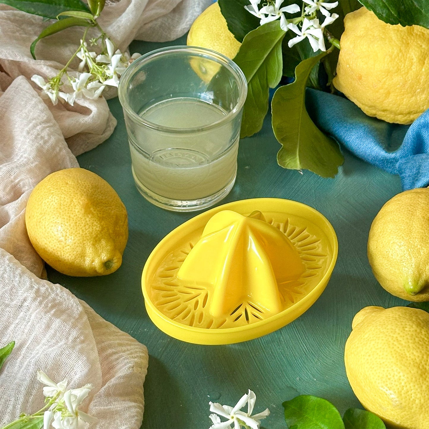 Spremiagrumi da bicchiere