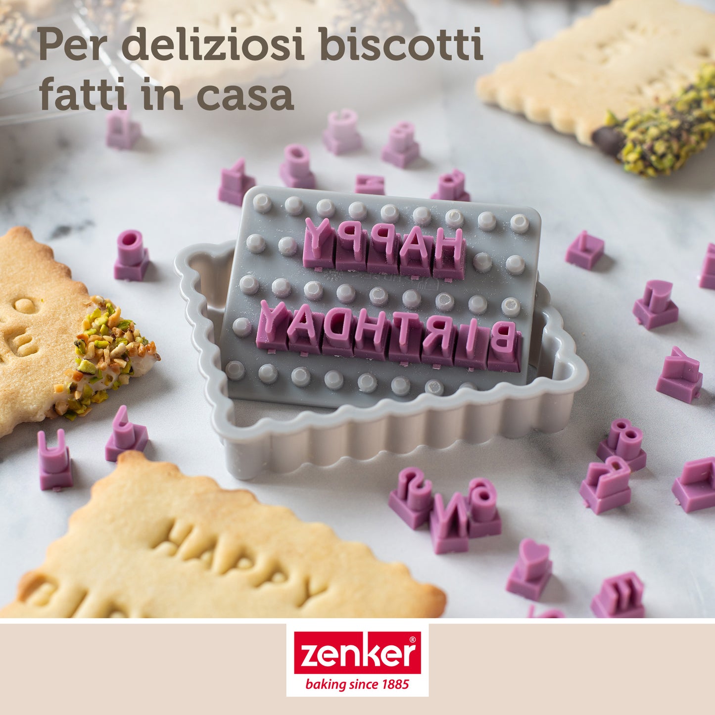 Tagliabiscotti con lettere