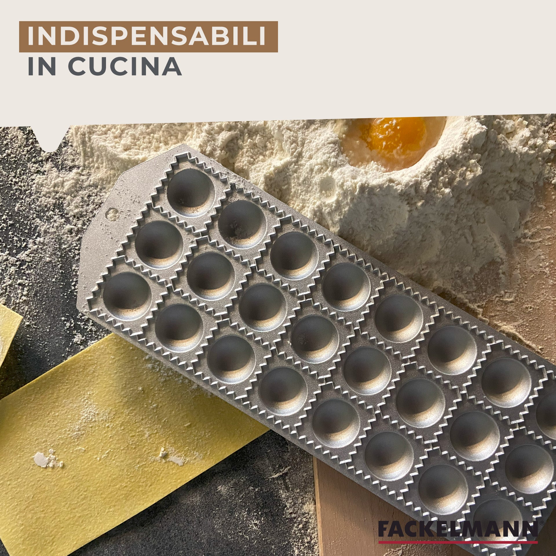 STAMPO RAVIOLI QUADRO IN ALLUMINIO CON ESPULSORE AUTOMATICO 7 CM CALDER STAMPO RAVIOLI QUADRO IN ALLUMINIO CON ESPULSORE AUTOMATICO 7 CM CALDER