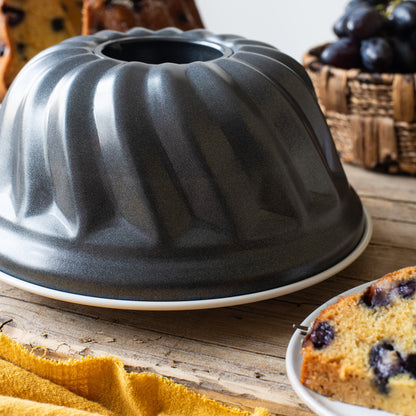 Stampo per Ciambella Antiaderente, 22 cm, Dr. Oetker Back-Trend