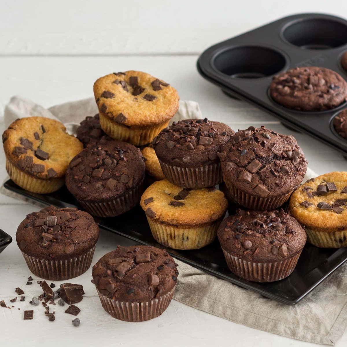 Stampo per muffin 6 impronte, Ø7 cm, Linea Black Metallic